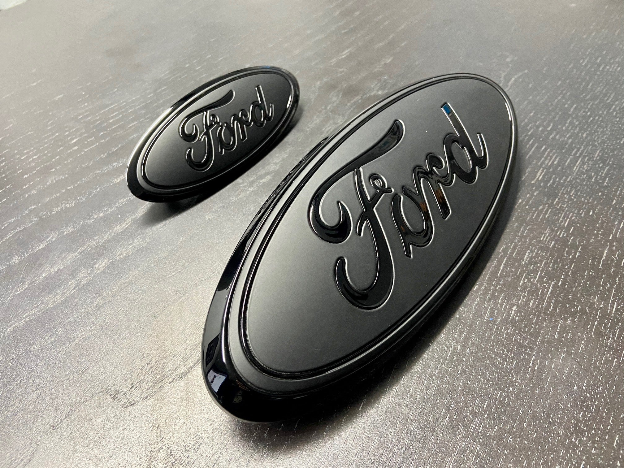 Explorer Gloss & Flat black Emblem set 2020- 2024 - Image 3